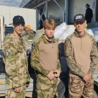 Студенты из состава военно-патриотического клуба "Вымпел-Камчатка" отправили ценный груз