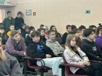 Встреча с сотрудником ОВД: безопасность и профессия в фокусе